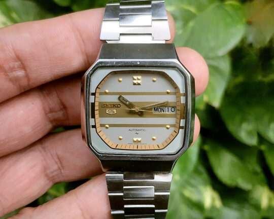 Seiko 5 Vintage Automatic 7009-5330
