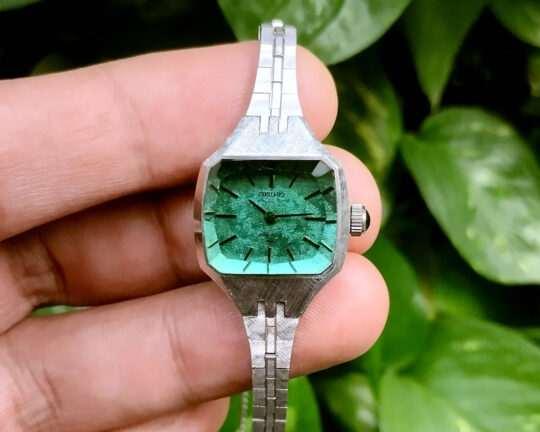 Seiko 17 Jewels Women's Hand-Wound 17-335A