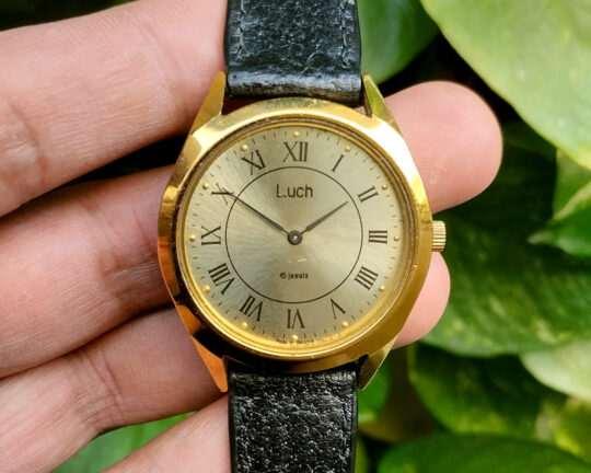 Luch 15 Jewels Soviet Hand Winding