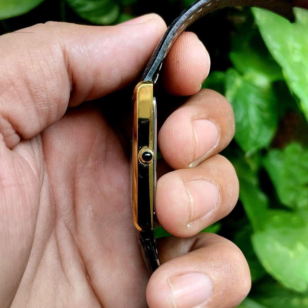 Seiko Rare Solar Tank V115-0BC0 - Image 4