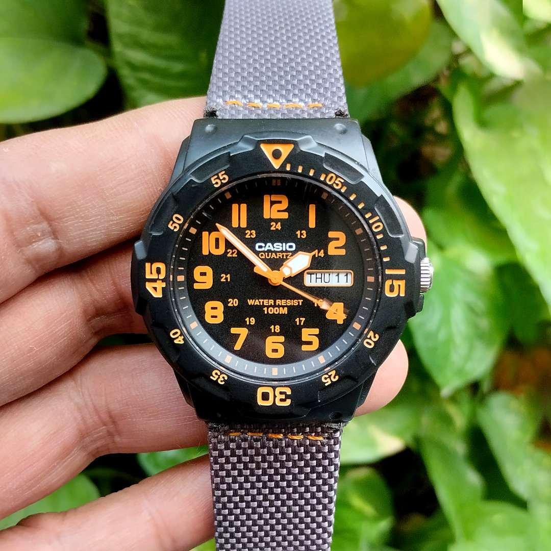 Casio Orange Indices Diver MRW-200H - Image 2