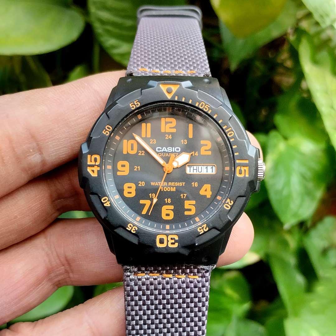 Casio Orange Indices Diver MRW-200H - Image 3