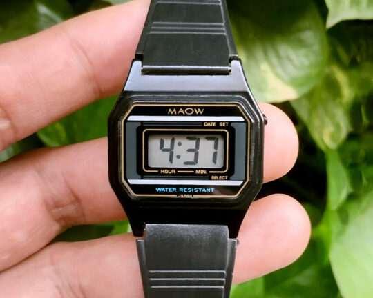 Maruman MAOW Digital Quartz