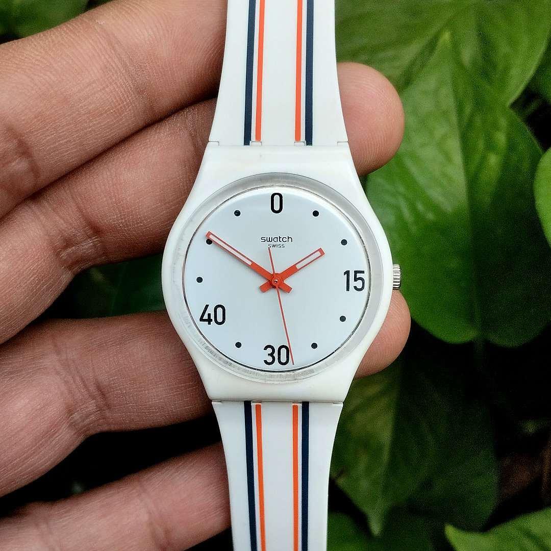 Swatch Unisex Belle The Break GZ311 - Image 2