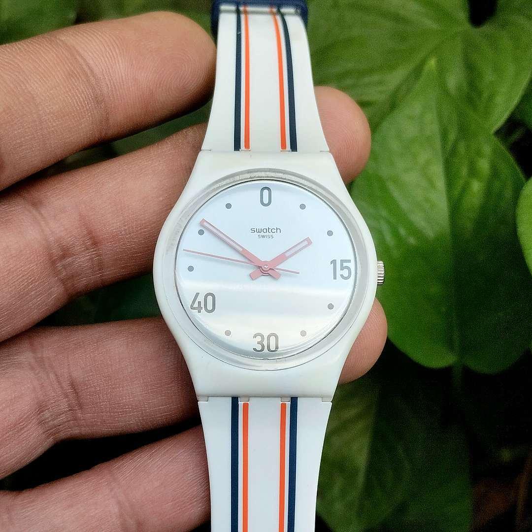 Swatch Unisex Belle The Break GZ311 - Image 3