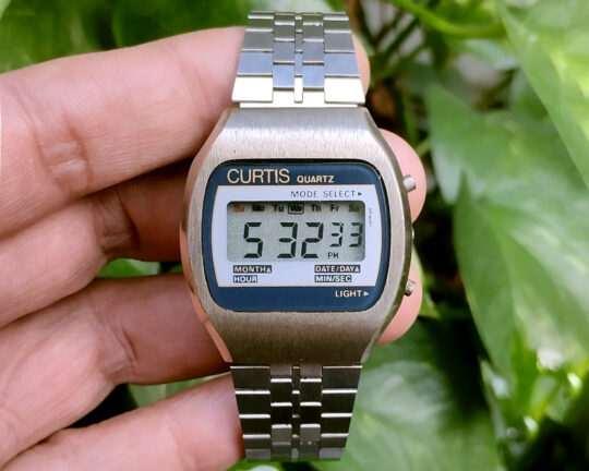 Curtis Vintage Quartz Digital