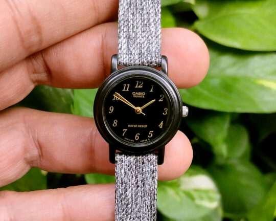 Casio Women's Black Resin LQ-139