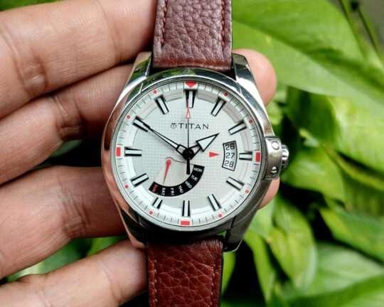 Titan Men's Analog Quartz 9213FCA