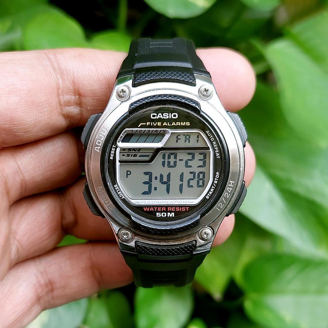 Casio 5 Alarms Casual Wear W212H-1AV